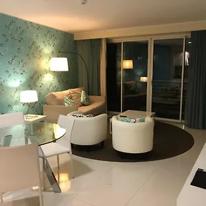 Dfm Happy Days Apart-hotel